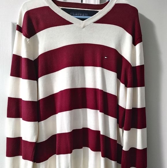 Men's Tommy Hilfiger Stripped Sweater - Picture 1 of 5